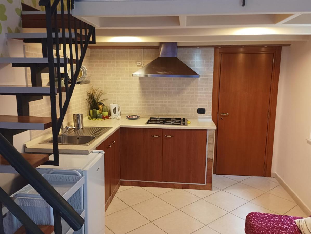 نابولي Beb Maryposa Appartment المظهر الخارجي الصورة