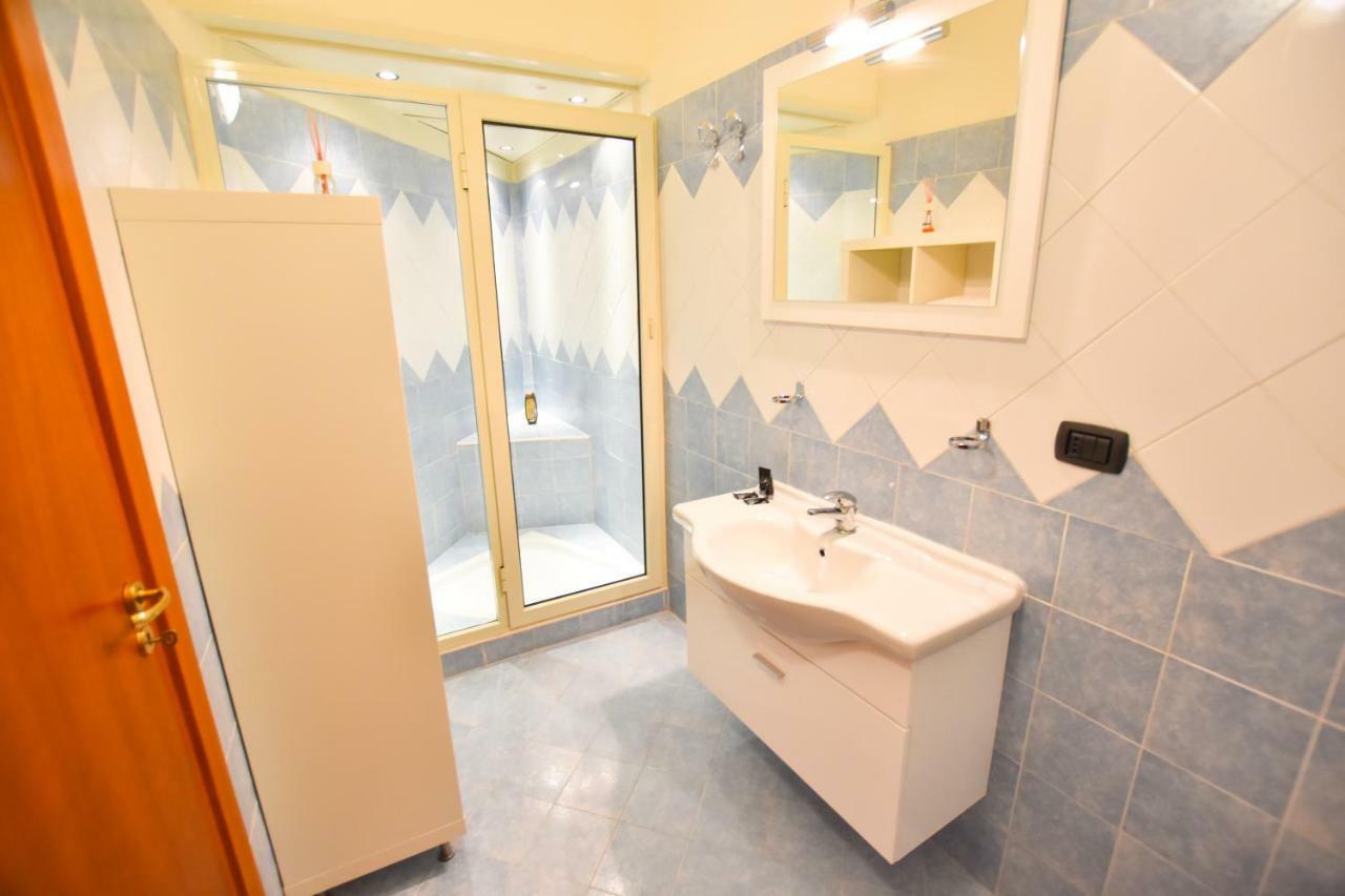 نابولي Beb Maryposa Appartment المظهر الخارجي الصورة