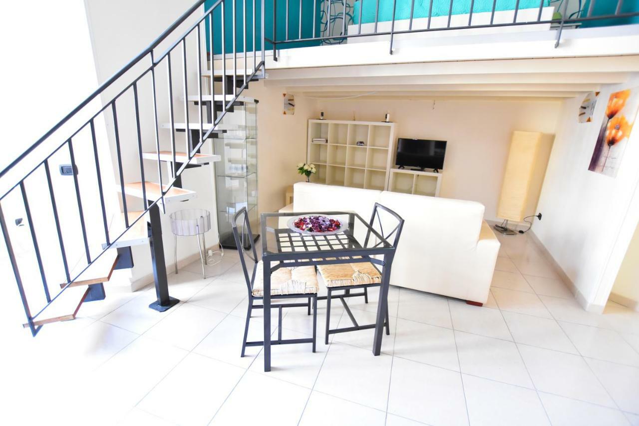 نابولي Beb Maryposa Appartment المظهر الخارجي الصورة
